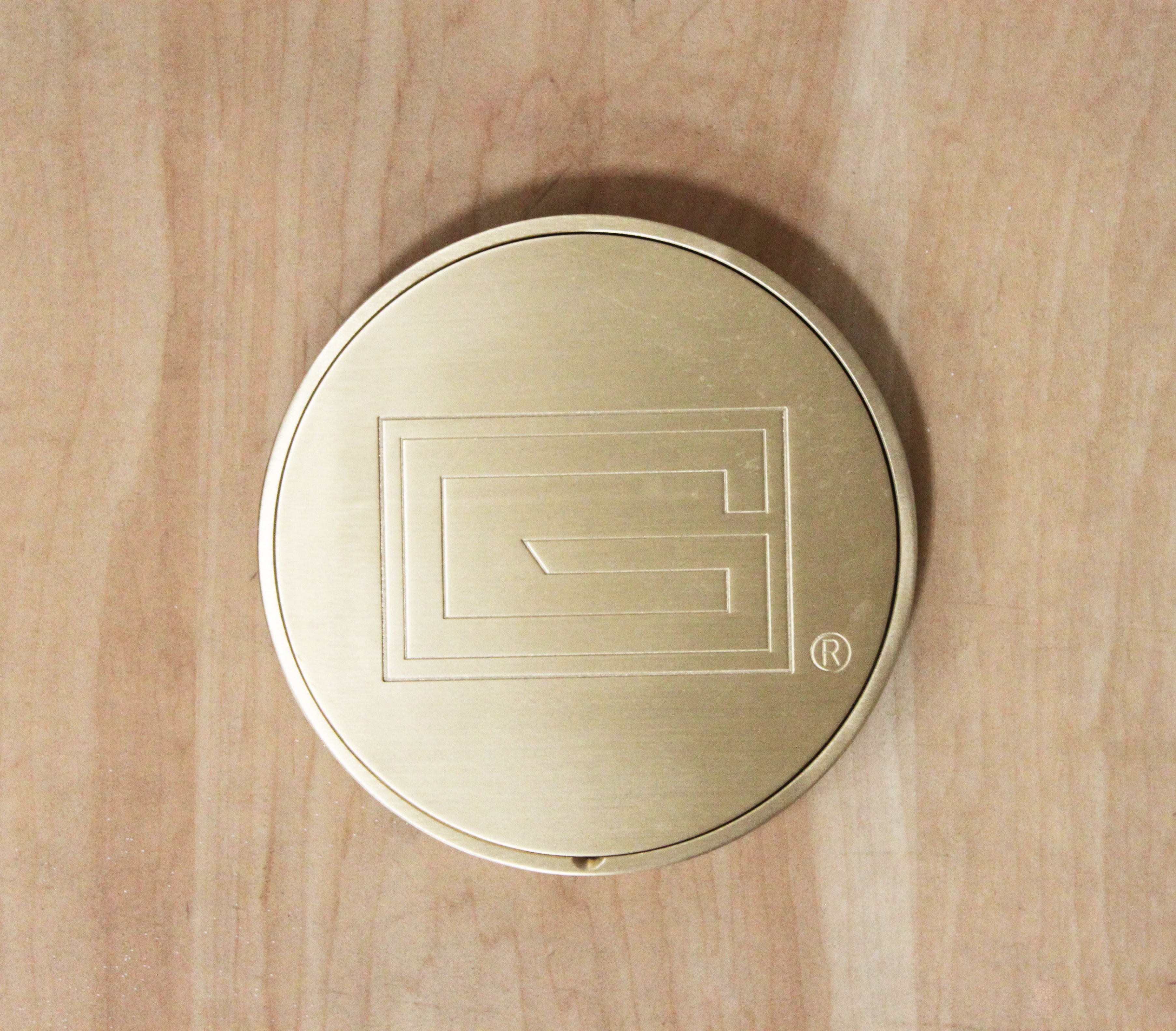 ONE Brass Round Floor Box Cover Kit Brass Hinged Volleyball Floor Plate 8" Dia 